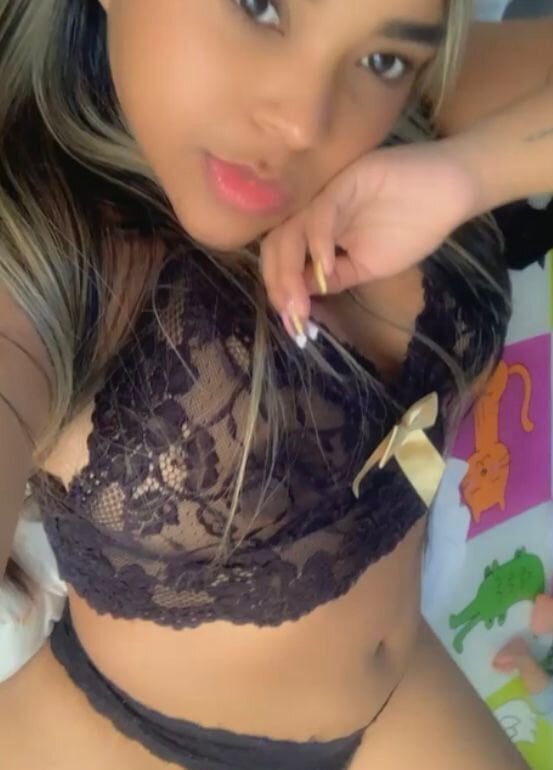 valery_thompsson Chatroom