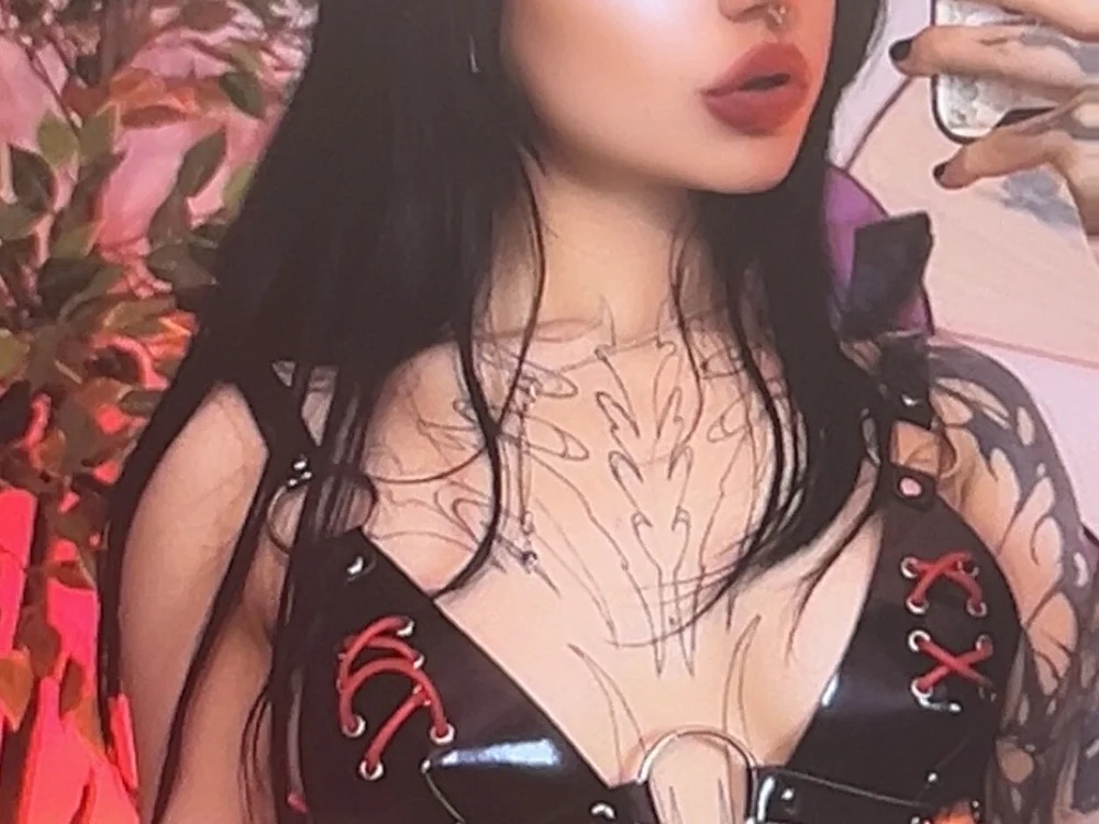 vampcati Chatroom