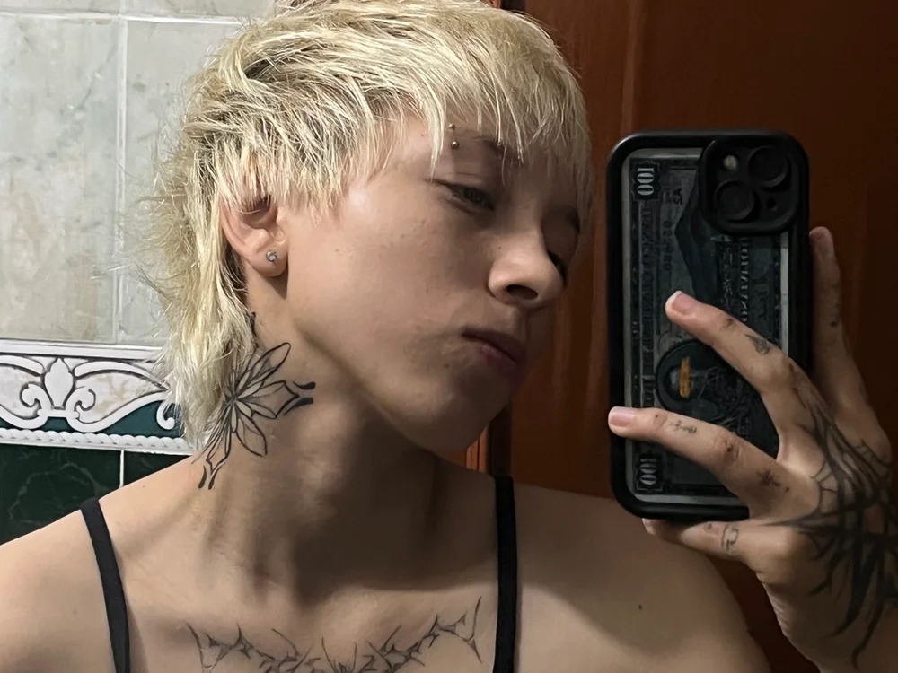 vane_grey Chatroom