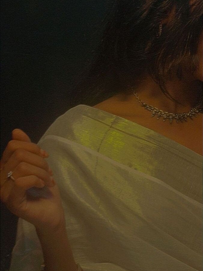 virgin_girl_rekha Chatroom