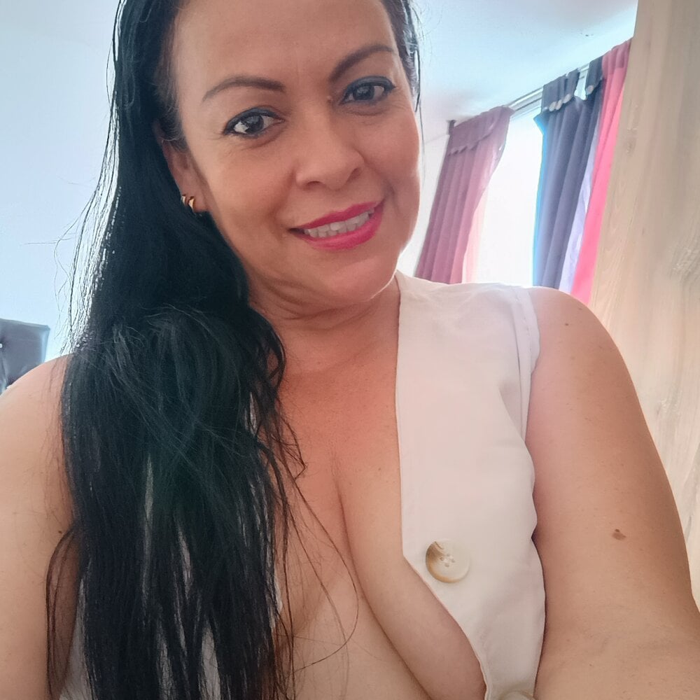 viviana-sexi Chatroom