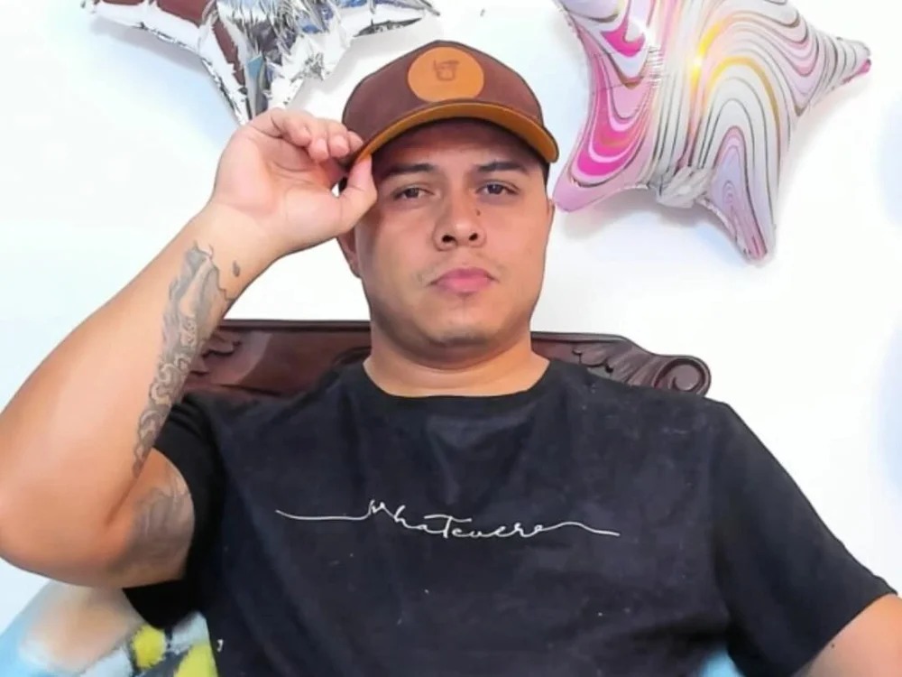 waka28 Chatroom
