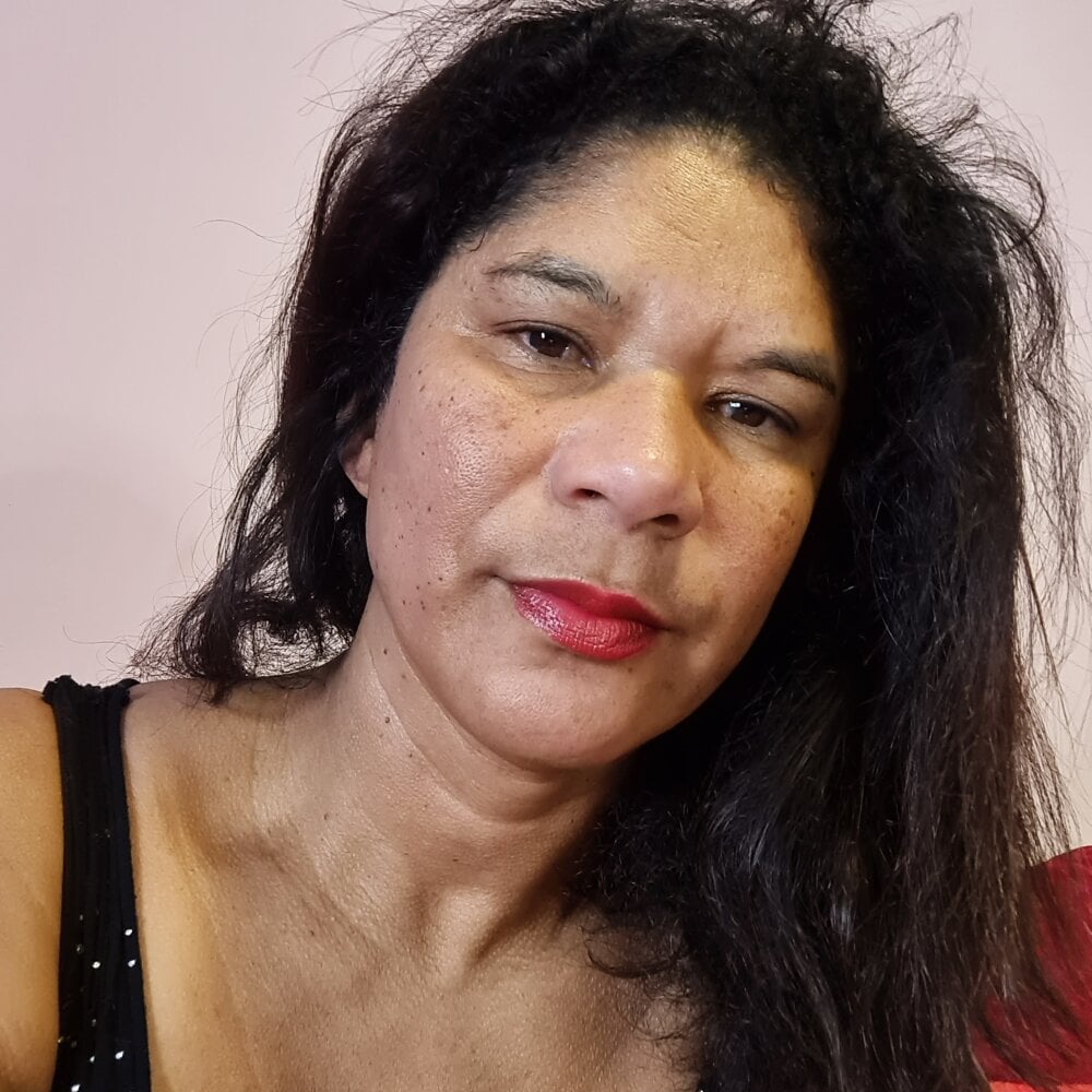 wandinha24 Chatroom