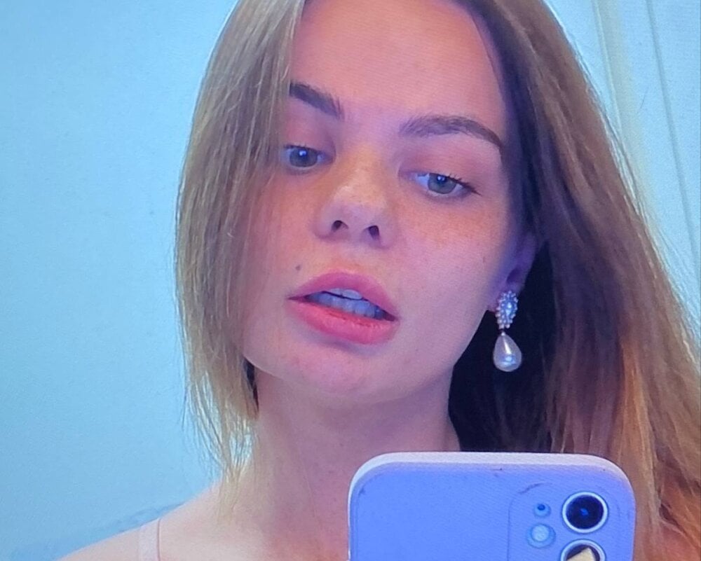 xAlisontiny Chatroom