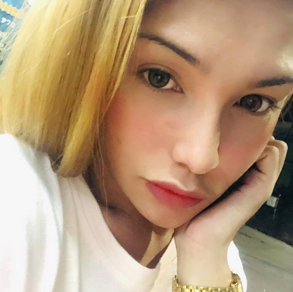 xSexyhugeCockx Chatroom