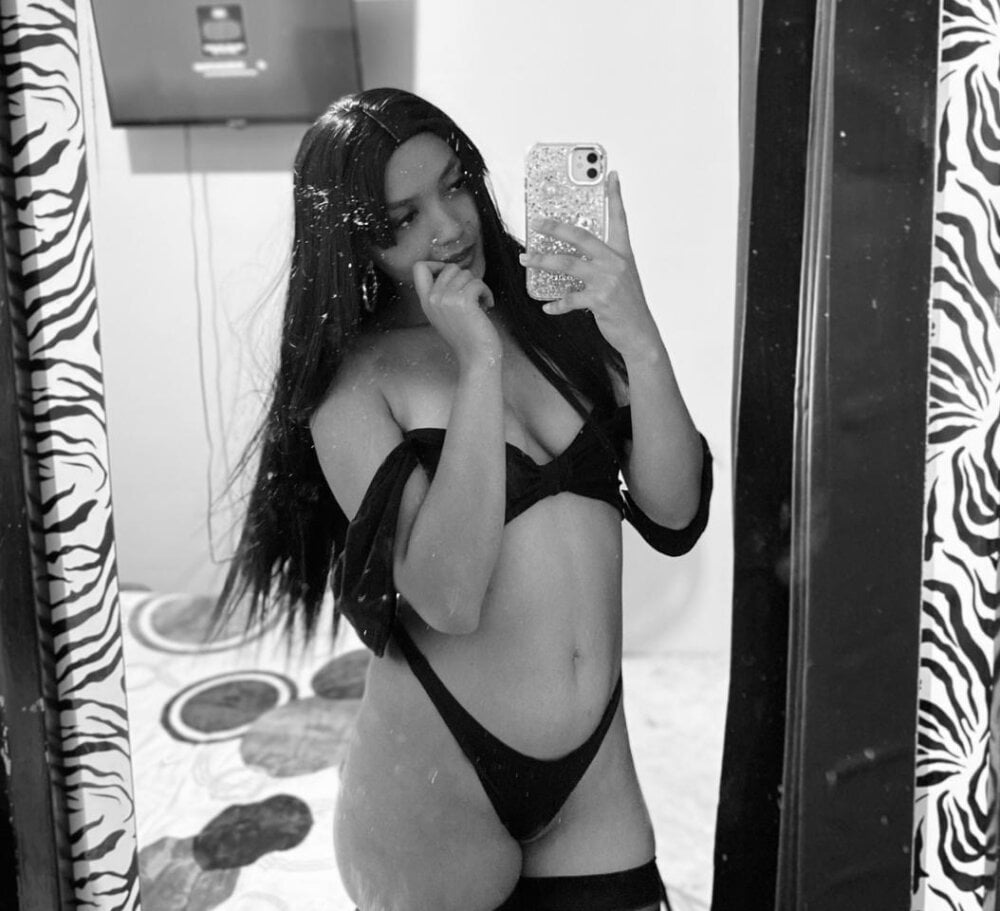 xally_moreno25 Chatroom
