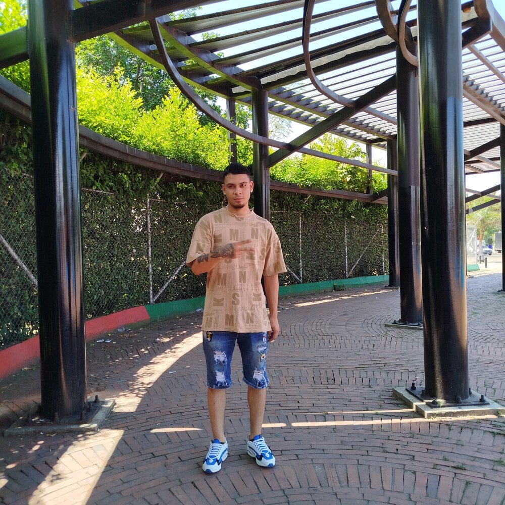 xanderbigcook1 Chatroom