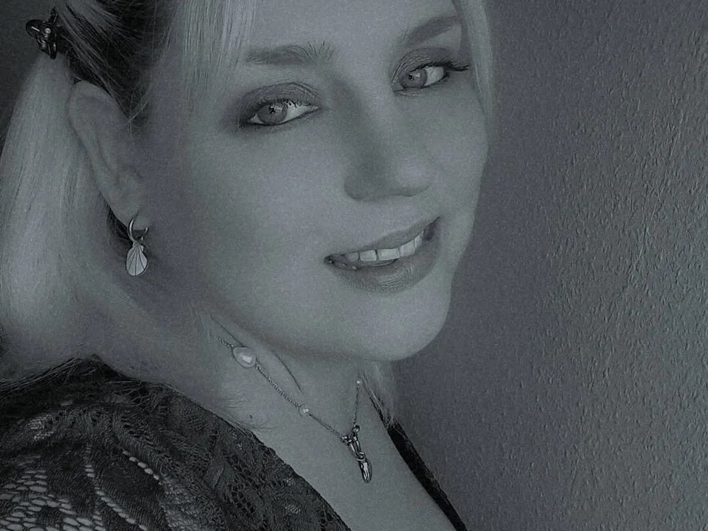 xblondi Chatroom