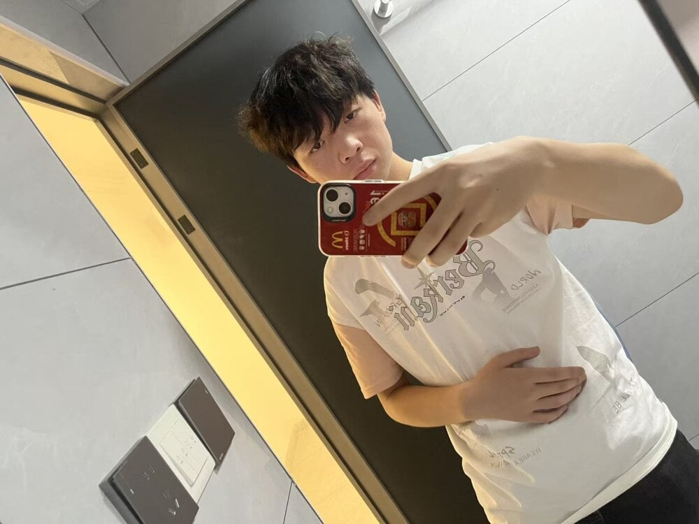 xiaogege000 Chatroom