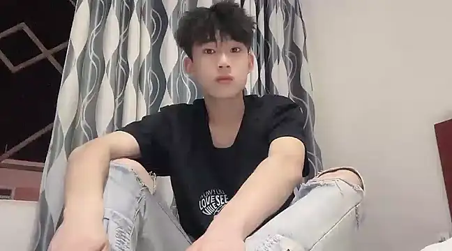 xiaojiu2563 Chatroom