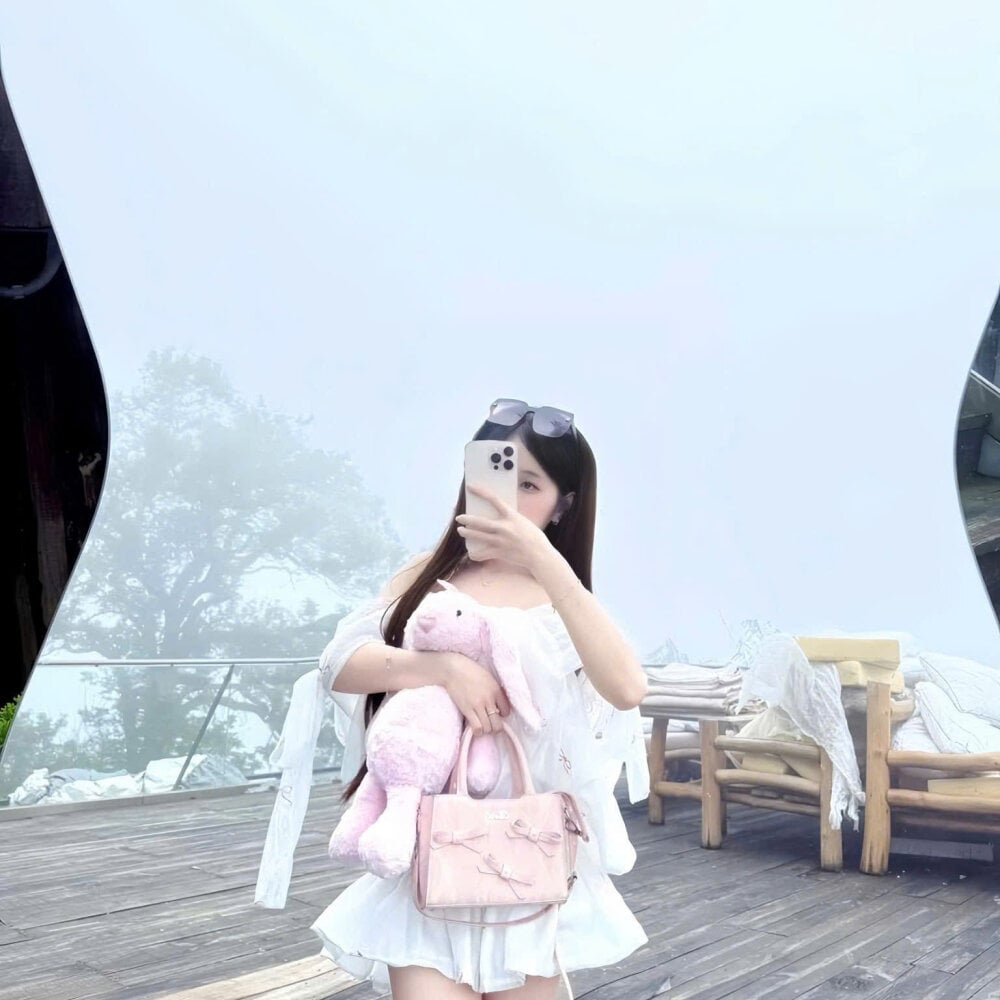 xuxulovezz Chatroom