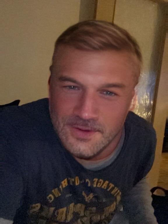 xxTommyxx30 Chatroom