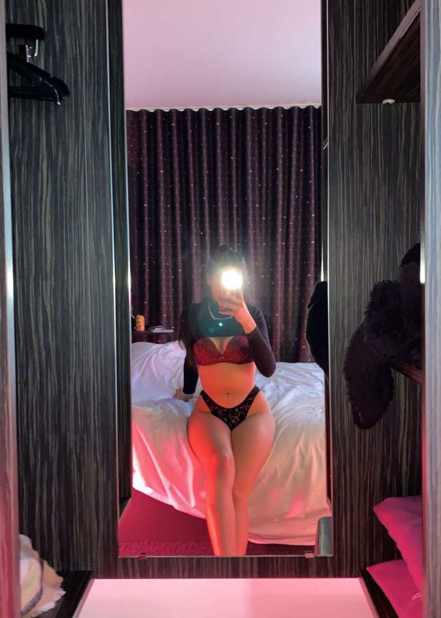 xxx_PocahontaSS Chatroom