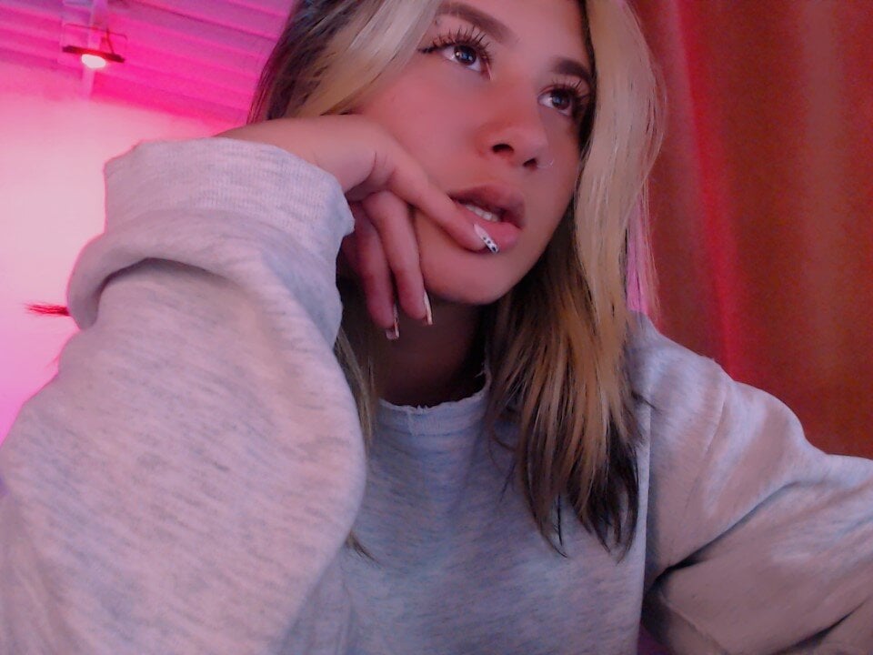 xxxkisstarxxx