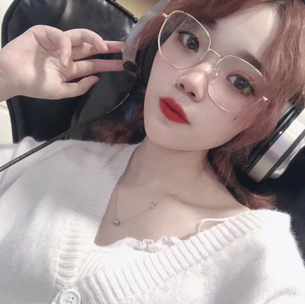 yan-8888 Chatroom
