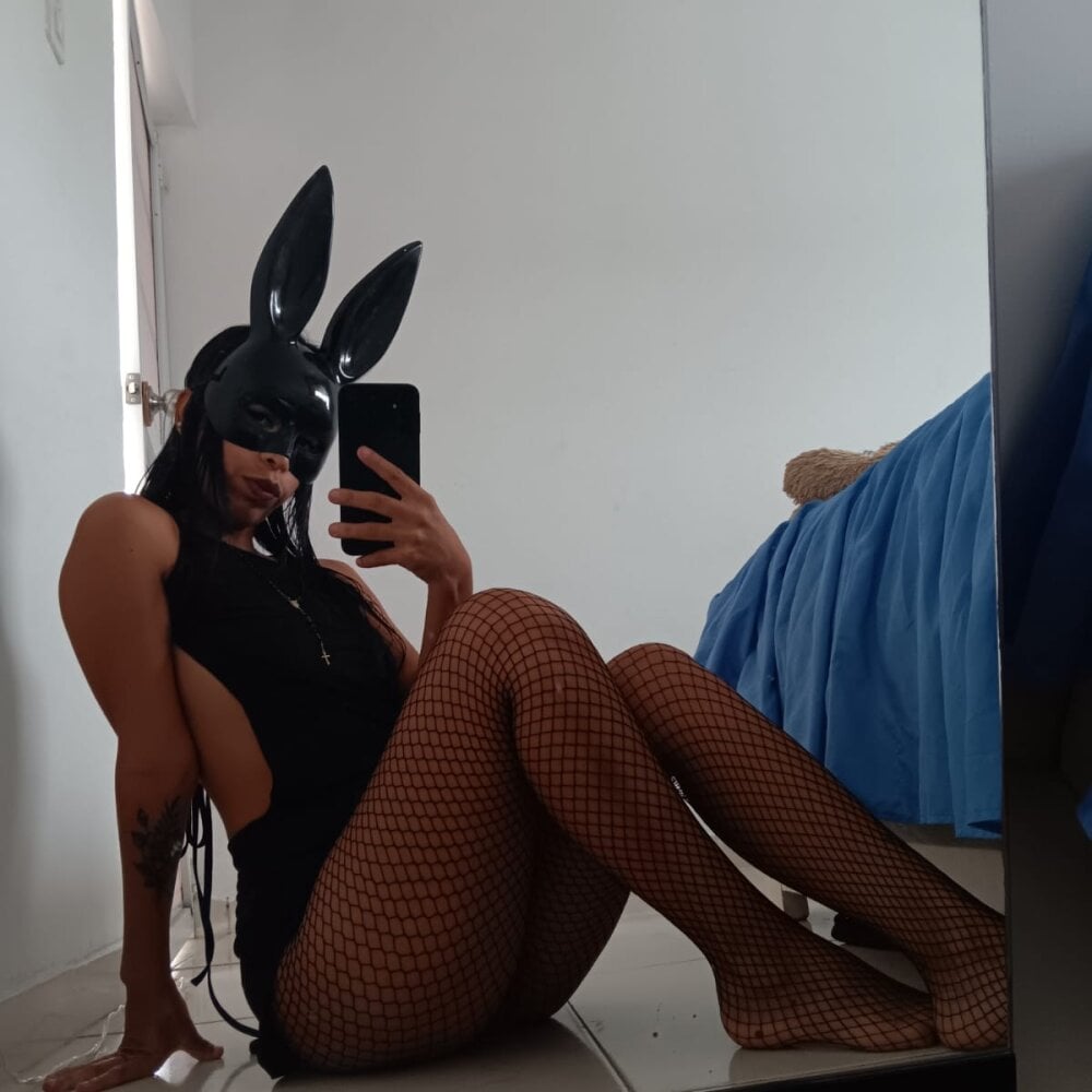 yangirlswwet Chatroom