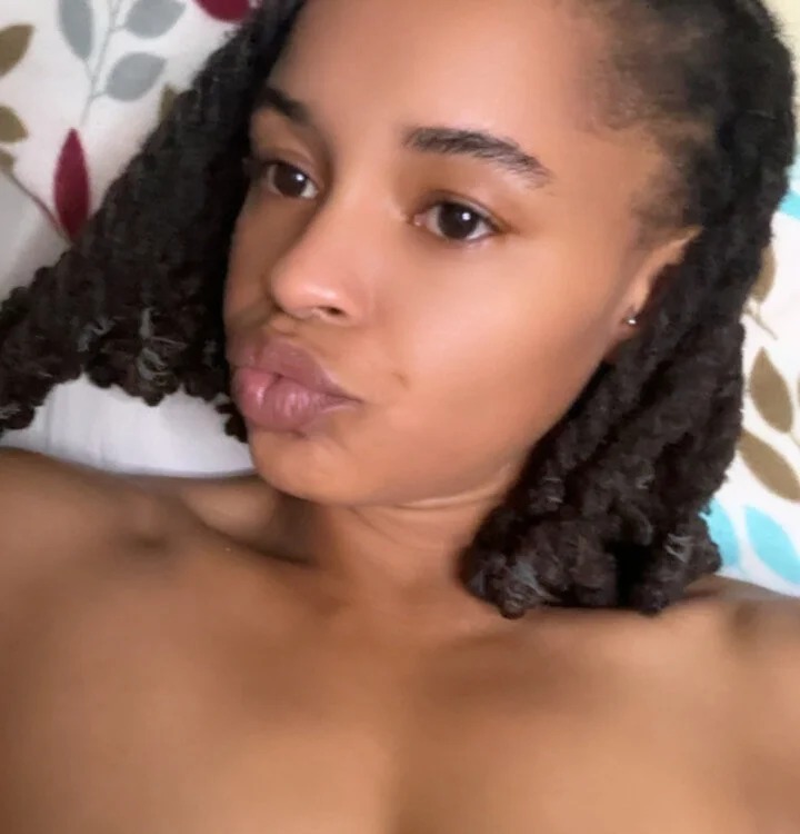 yellowGiirl Chatroom
