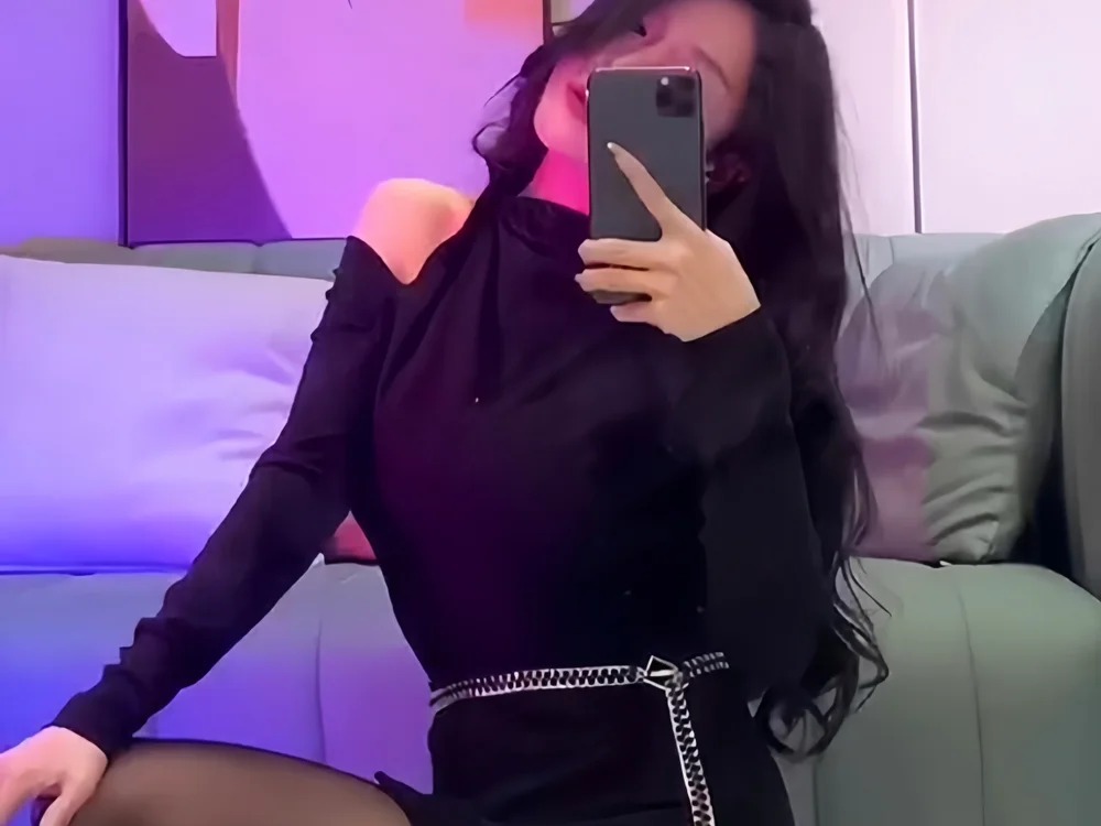 youmi_ym11 Chatroom
