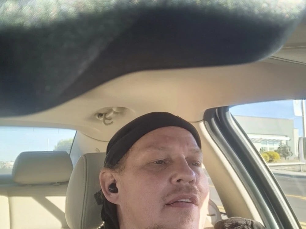 yourMasterisBored Chatroom