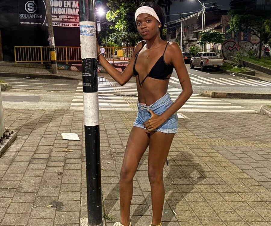 your_blackk Chatroom