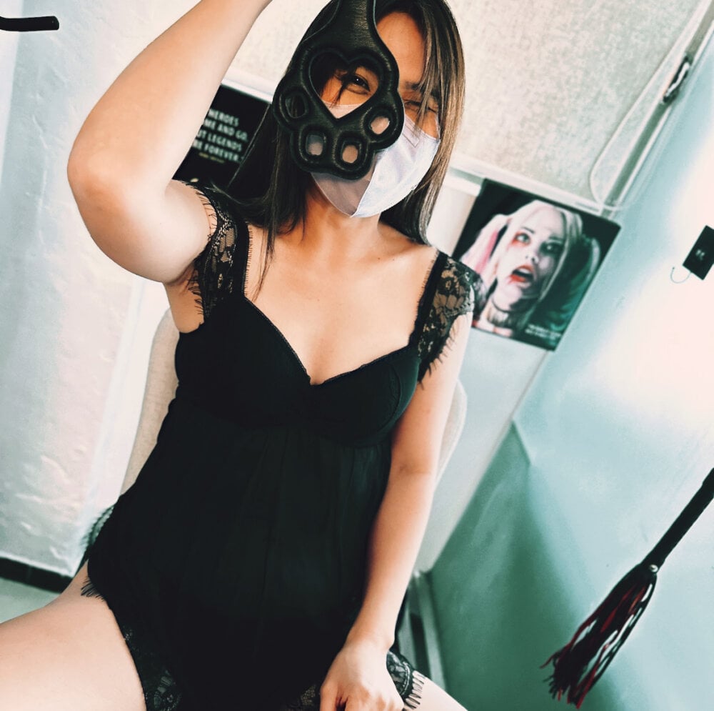 yourbootygirl Chatroom
