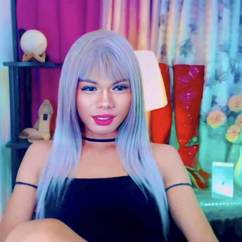 yoursexyasiantsxx Chatroom