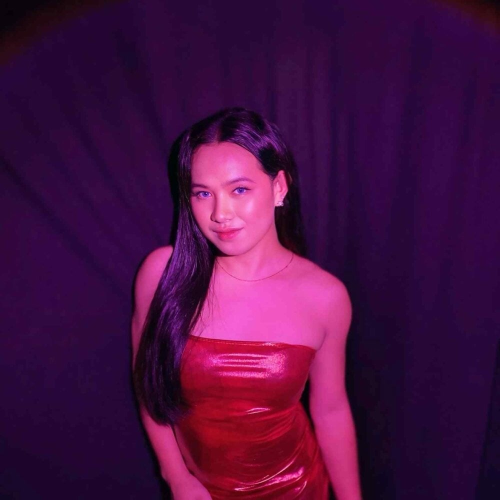 yoursexykaren Chatroom