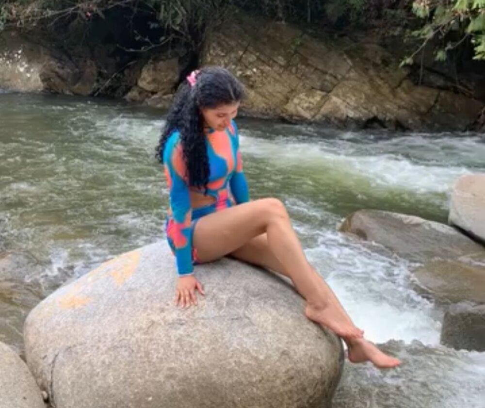 yulissa_girls Chatroom