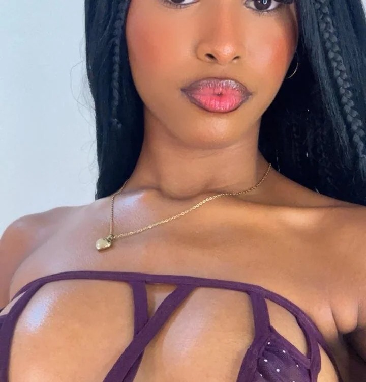 zhara_smith Chatroom
